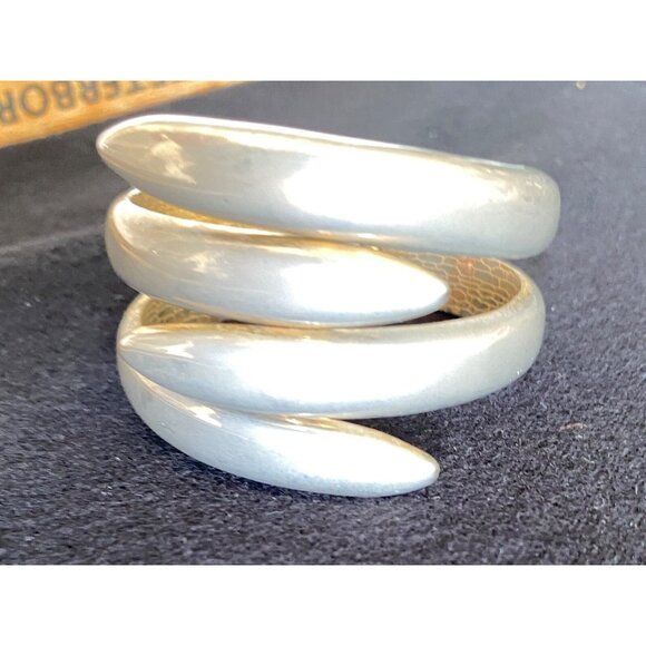Vintage DORLAN Silver Pewter Claw Cuff Bracelet Polished Spring Hinged Modernist - Picture 1 of 15